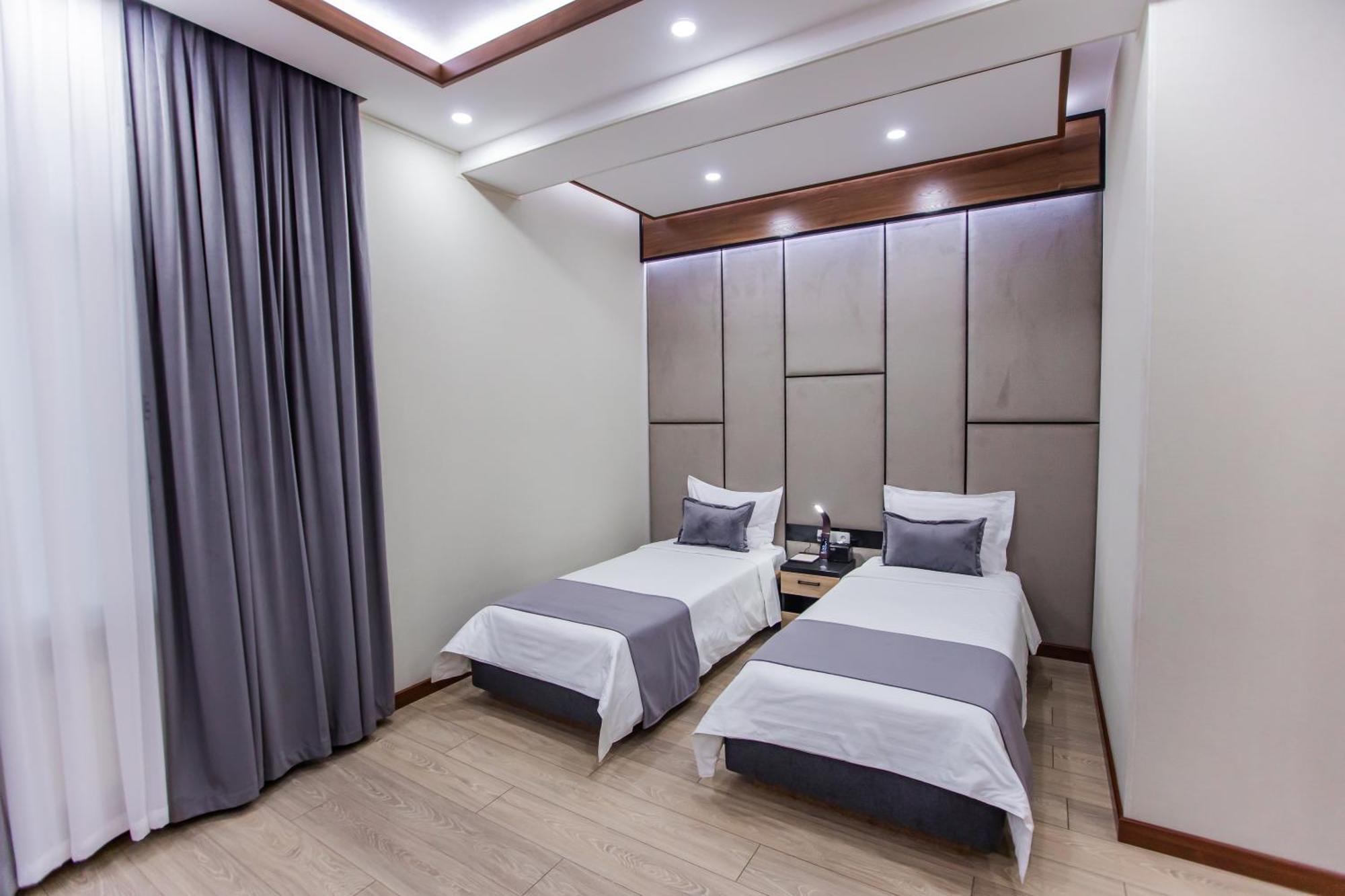 Art Deluxe Hotel Tasjkent Rom bilde